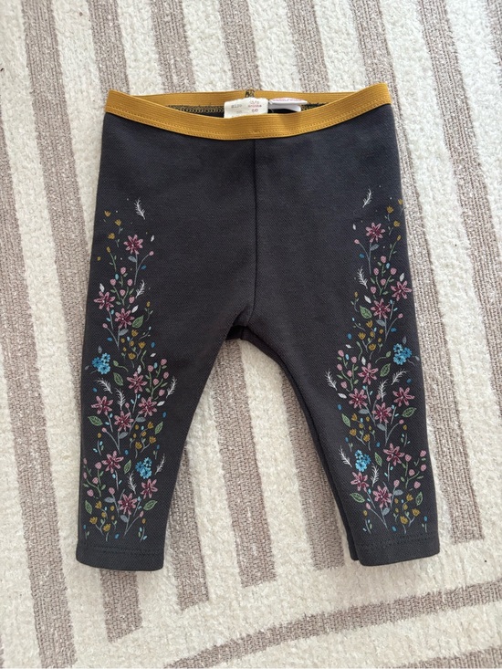 Zara Other - 10/$15 Zara Baby Girls' Floral Black Leggings with Mustard Waistband